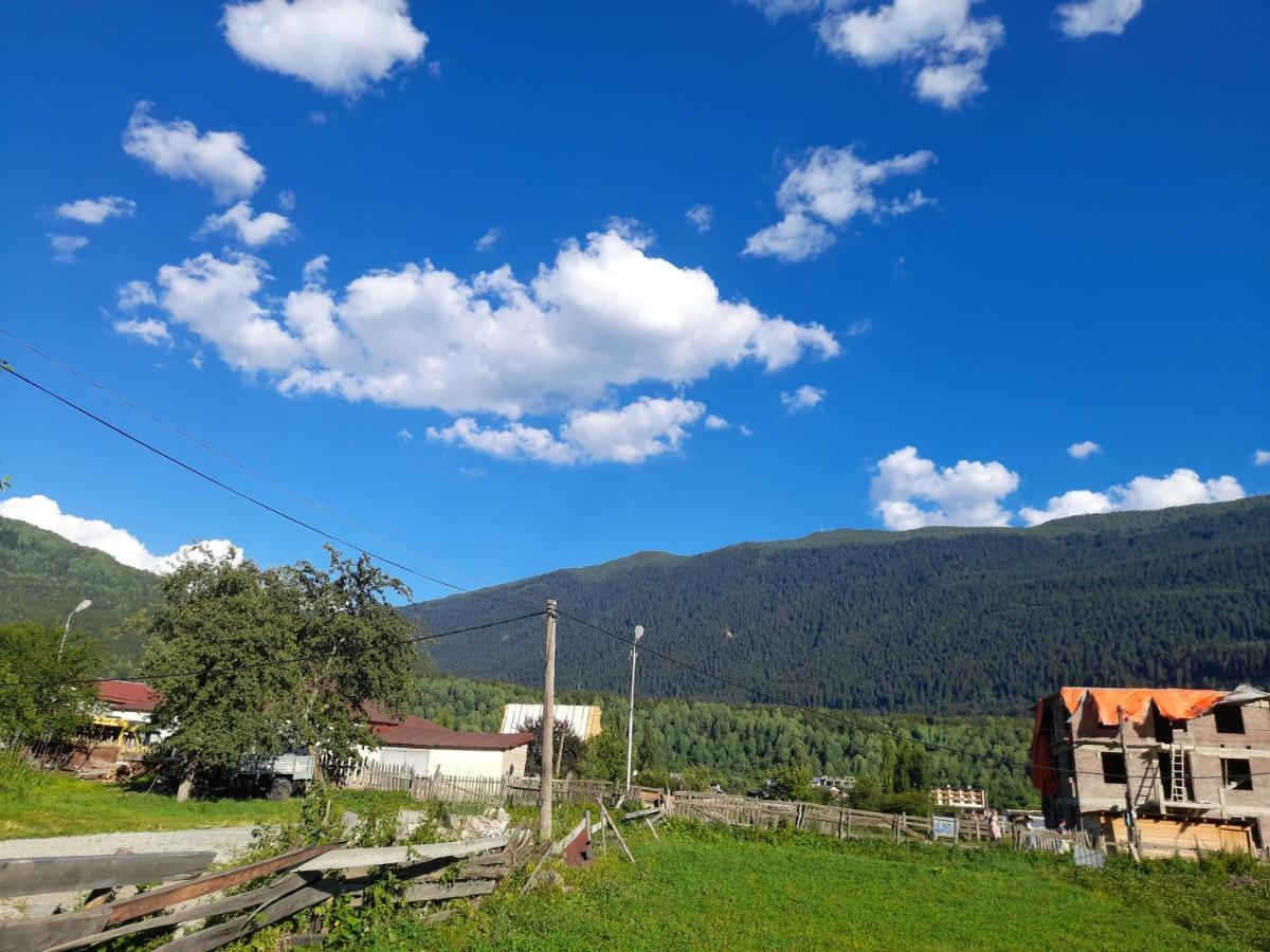Lela Guest House Mestia Exterior foto